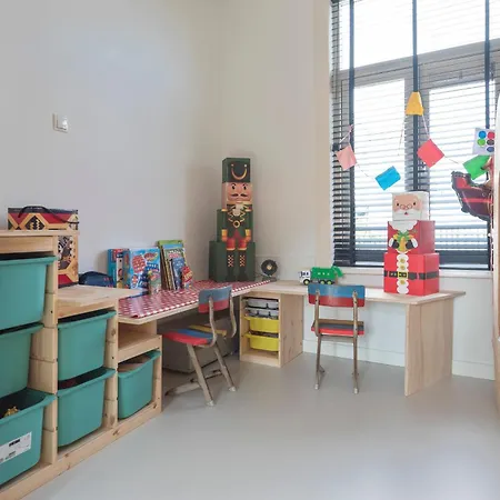 度假居 Second Paradise For 2 Adults And 2 Children