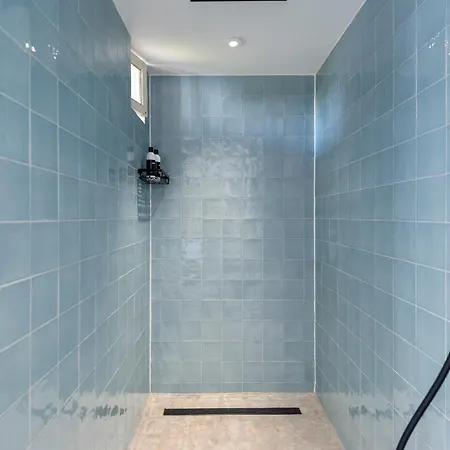 度假居 Second Paradise For 2 Adults And 2 Children 赞德沃特