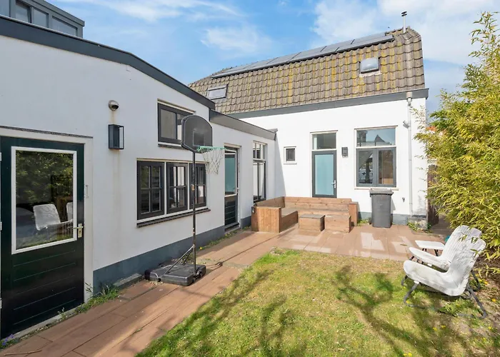 Second Paradise For 2 Adults And 2 Children *