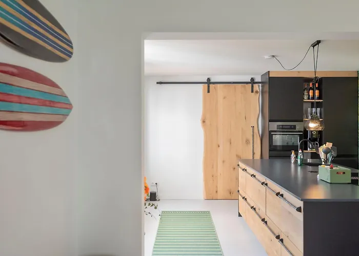 度假居 Second Paradise For 2 Adults And 2 Children